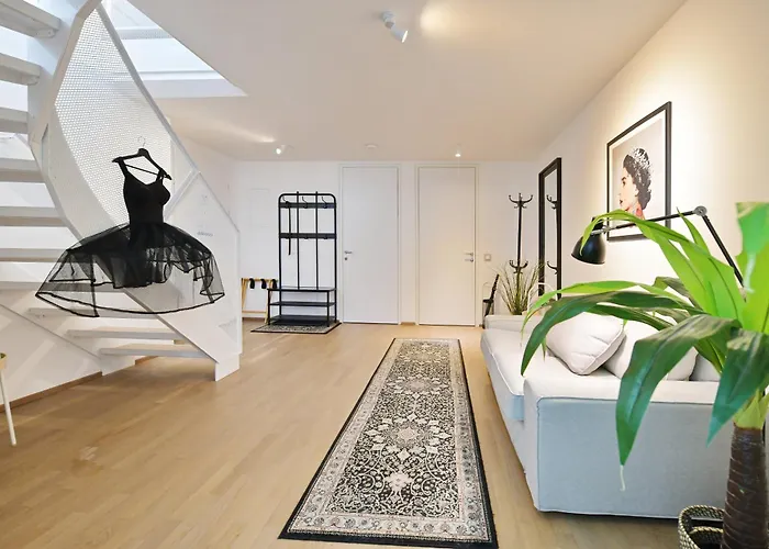 Julius 24 - Duplex Apartment 5 Mins To City Center