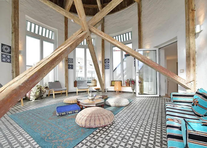 Julius 24 - Duplex Apartment 5 Mins To City Center